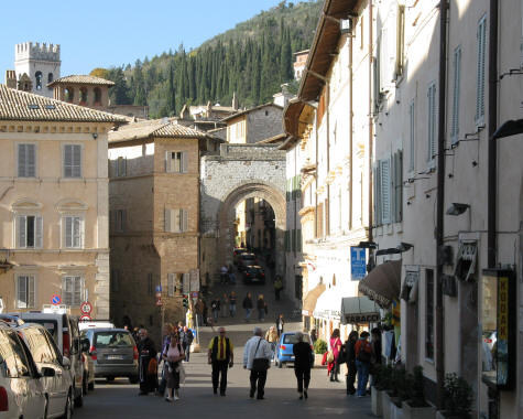 Corso Mazzini in Assisi